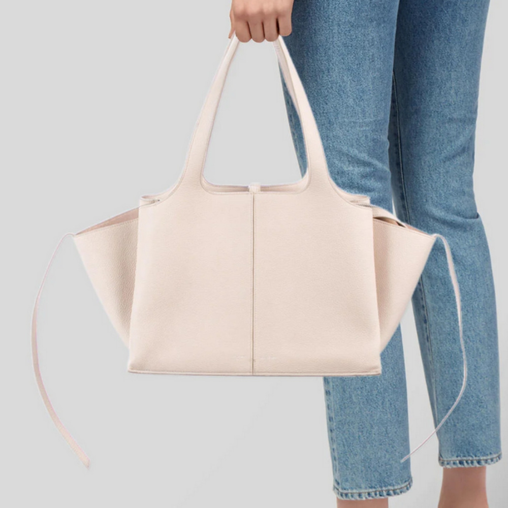 Céline Small Leather Trifold Creme/Light Pink Bag